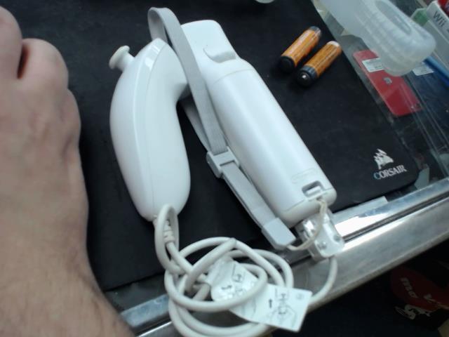 Manette wii avec nunchuck