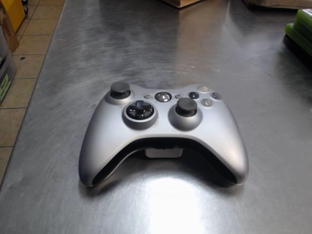 Manette xbox 360 gris(batt rechargeable)