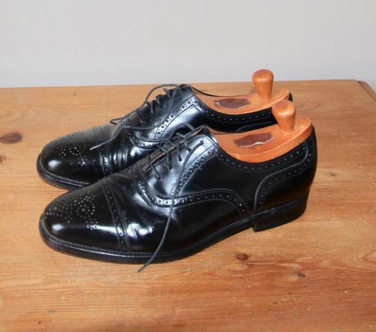 Chaussures classique neuve