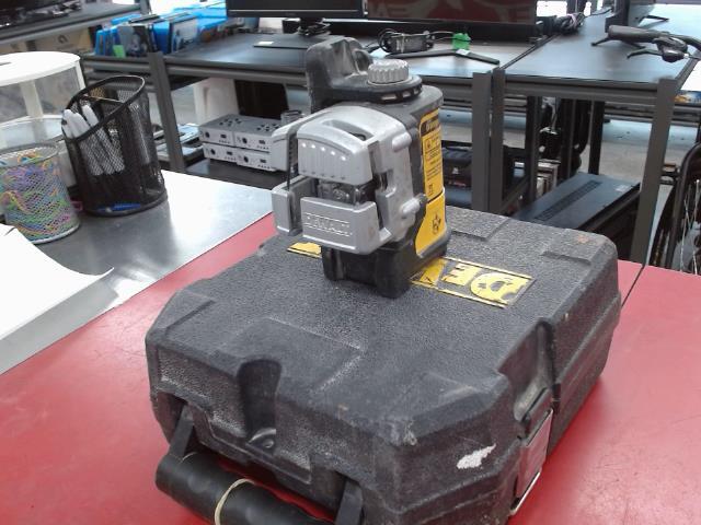 Laser rouge dewalt a 3 beams ds case