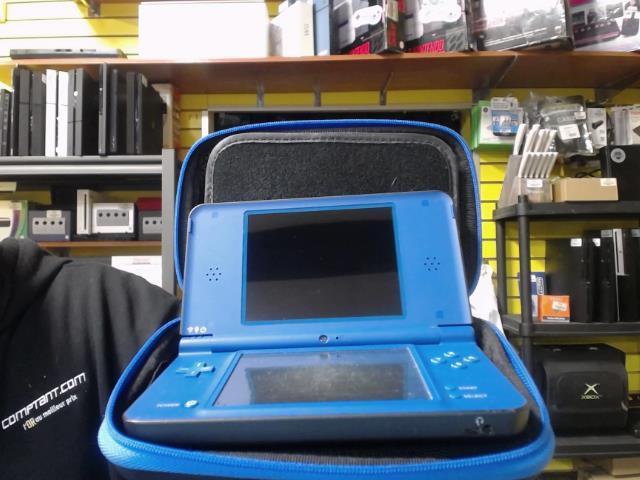 Console + charg ds case