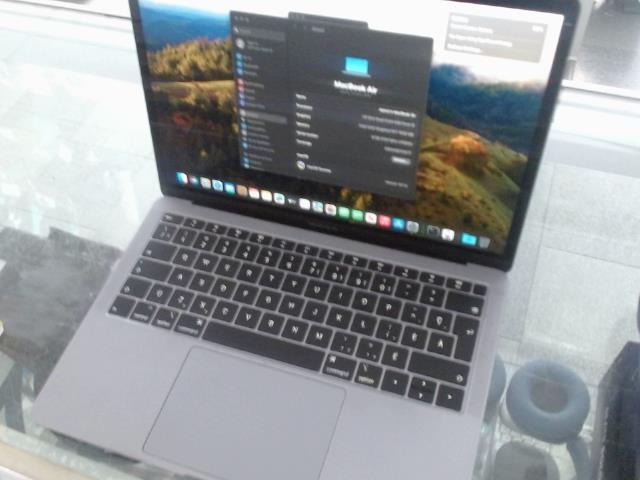 Macbook air 2018/i5/8gb rram/128ssd/13in