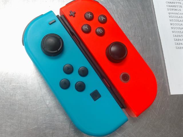 Joy cons nintendo switch (originals)