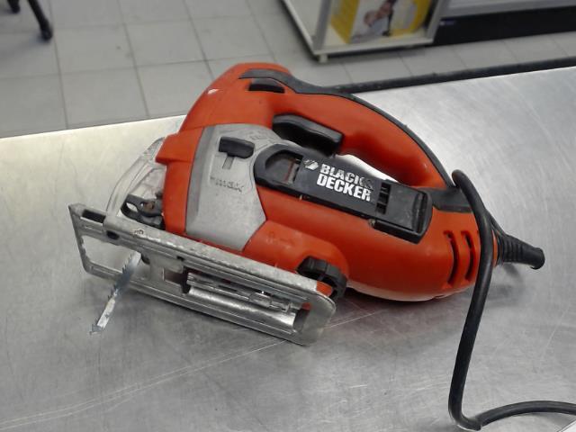 Scie sauteuse black&decker