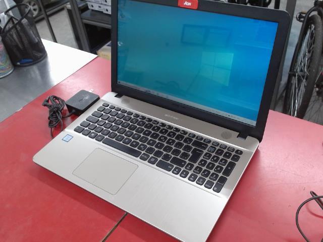 Laptop i5-6198du/8gbram/1tb ssd+chargeur