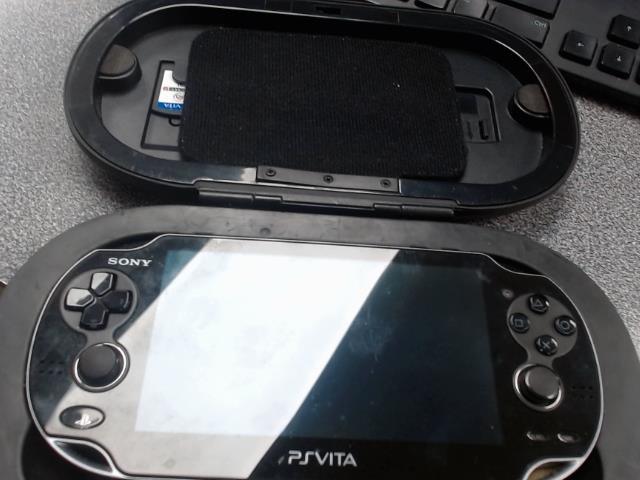 Ps vita noir avec case et 3 jeux