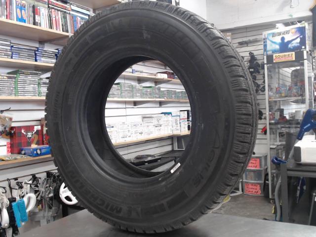 4 tire hiver 225/75r16c