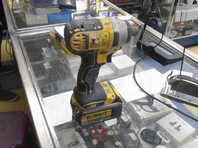 Impact dewalt