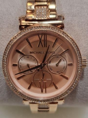 Montre michael kors pour femme