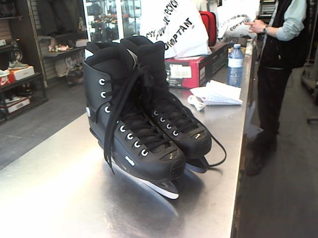 45 men's ice skates black no box