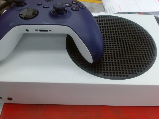 Console xbox serie s avec manette