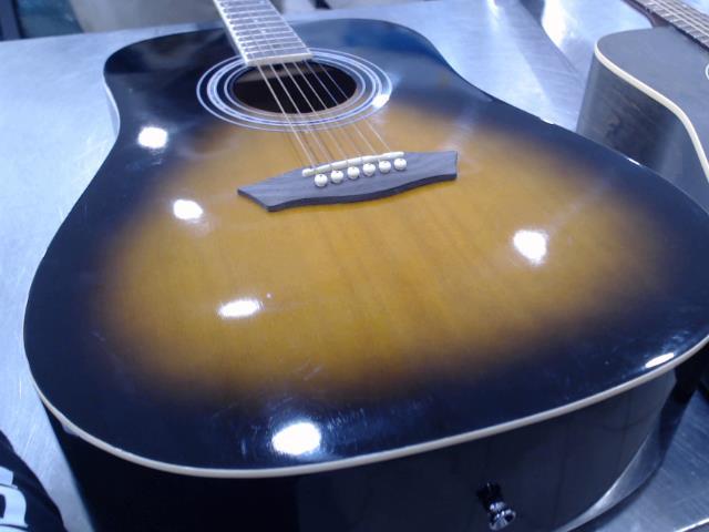 Guitare accoustique sunburst