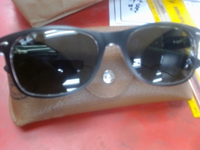 Lunette de solei ray ban