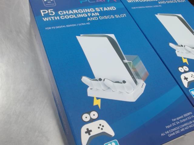 P5 charging stand with cooling fan