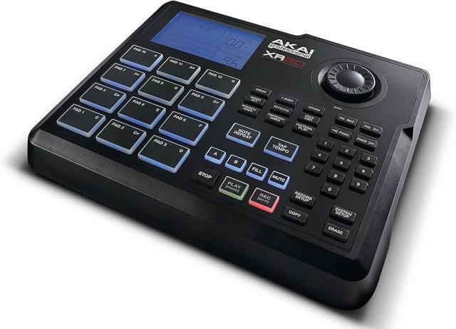 Tablette production rythme akai xr20