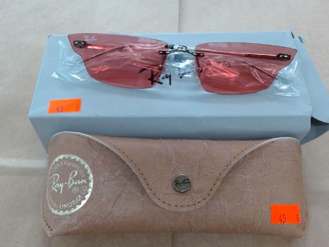 Lunette soleil rose+etui