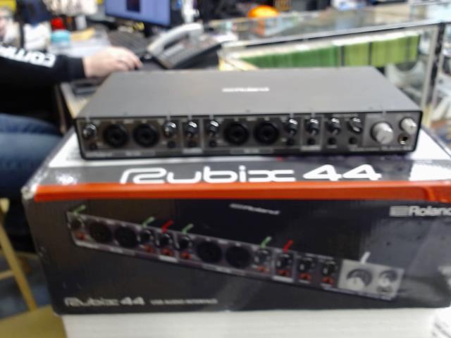 Usb audio interface 4 in /4 out