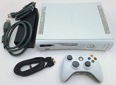 Xbox 360 avec fils et manette