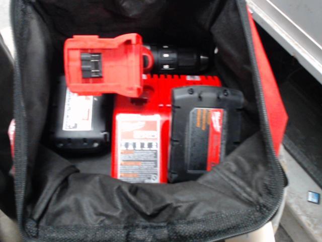 Hammer drill milwaukee+2bat+char+bag