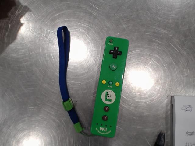 Manette de wii edition luigi