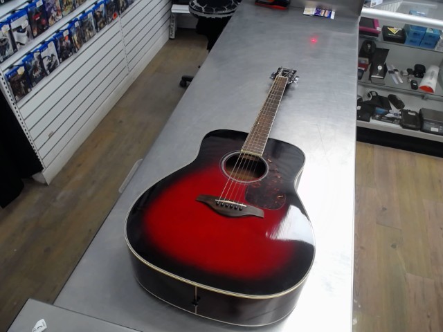 Guitare acoustique yamaha