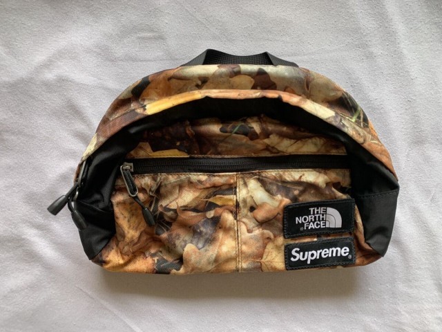 Sac north face / sepreme camouflage