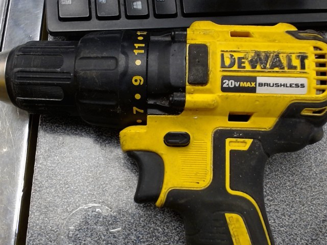 Drill dewalt 20v