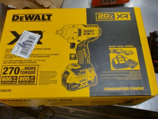 Impact wrench 1/2+acc neuf en boite