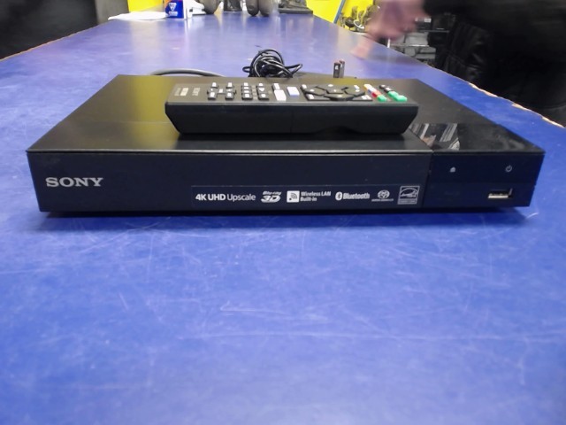 Lecteur blue ray + man et fil hdmi