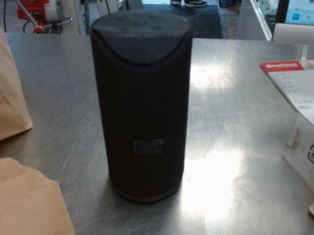 Speaker bluetooth