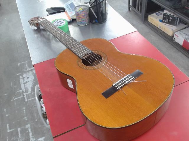 Guitare acoustique