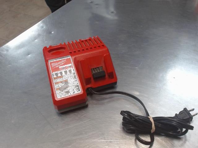 Chargeur batterie pour drill