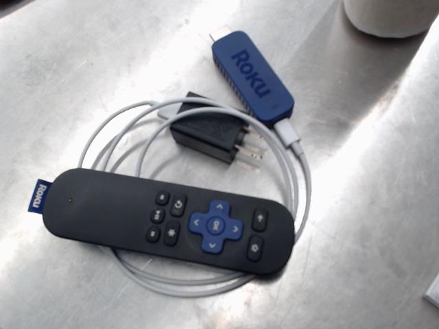 Smart tv roku avec manette