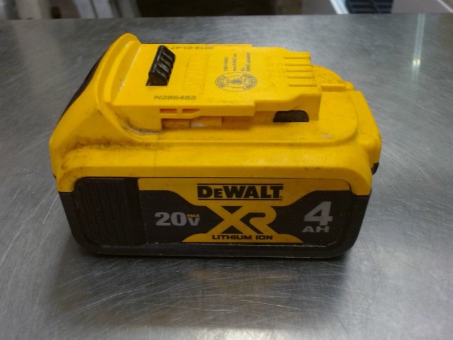 Batterie dewalt 4 .0ah