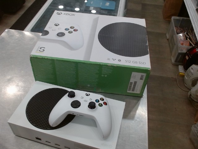 Console xbox one series s 512gb + acc