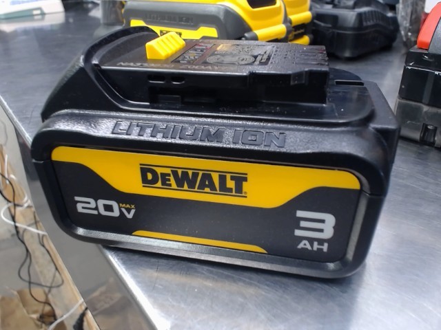 Batterie dewalt 3ah