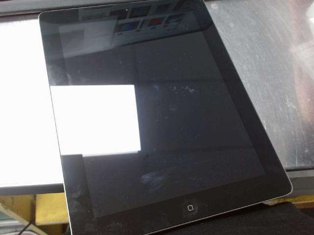 Ipad 3rd gen 64gb no char