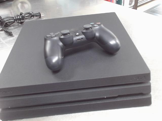 Ps4 pro av 1x man et fil