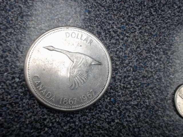 Dollar canadian en argent 1967