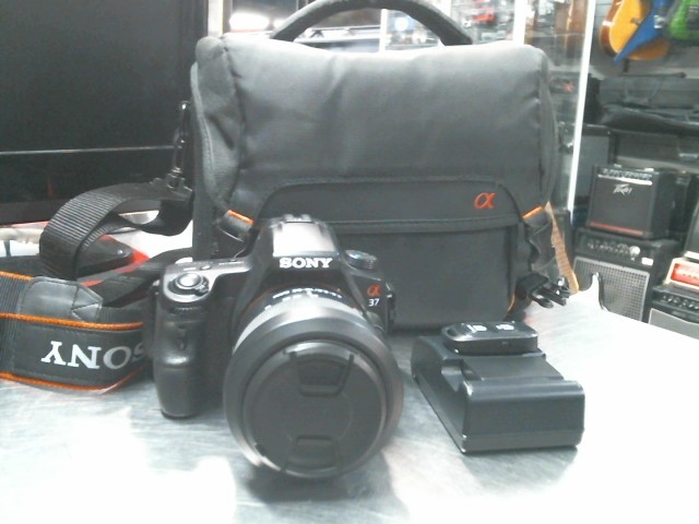 Dslr sony alpha 37 avec sac et acc