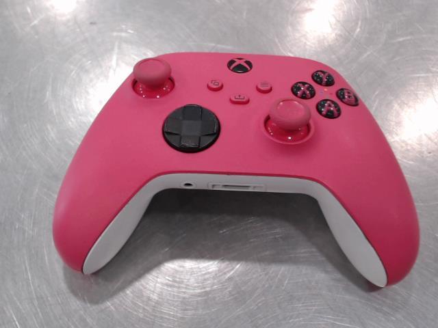 Manette xbox rose