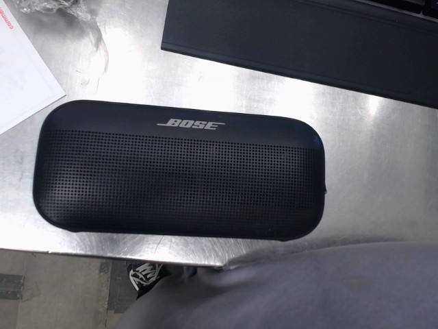 Speaker bluetooth soundlink flex