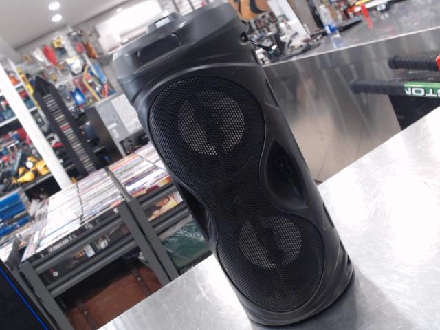 Speakers bluetooth