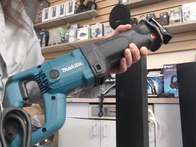 Sawzall makita