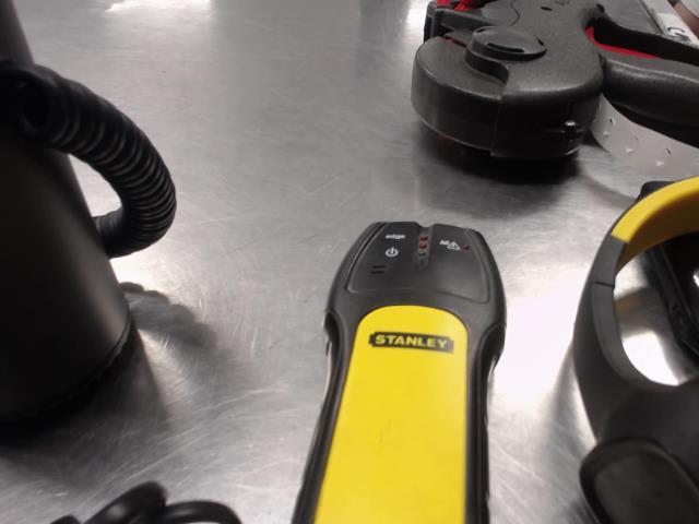 Stud finder