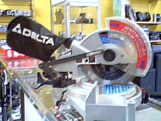 Compoud power miter saw