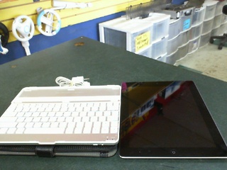 Apple ipad 3 + charger