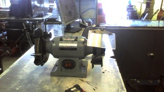 Bench grinder achete ici