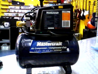 Compresseur mastercraft 2 gal