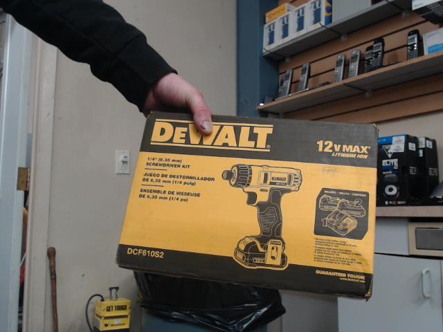 Dewalt dcf610s2